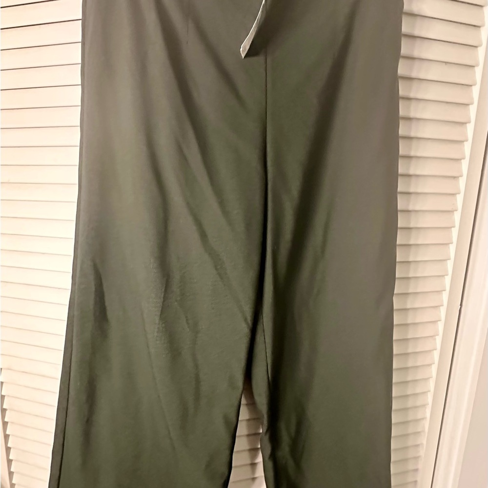 LOFT Dark Green cropped pants